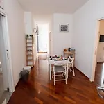 Suite184 3*
