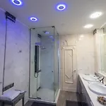 Suite184