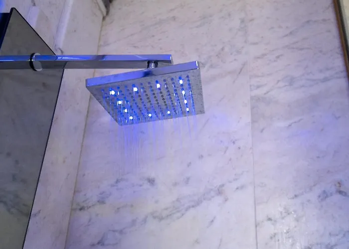 Suite184 3* בארי